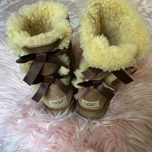 Bailey Bow II Uggs Chestnut